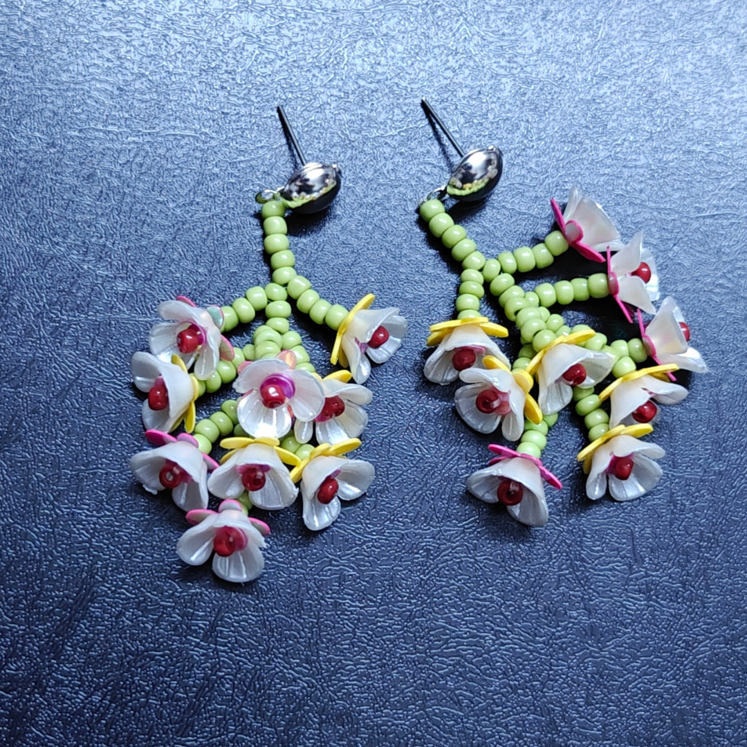White Flower Handmade Beaded Earrings