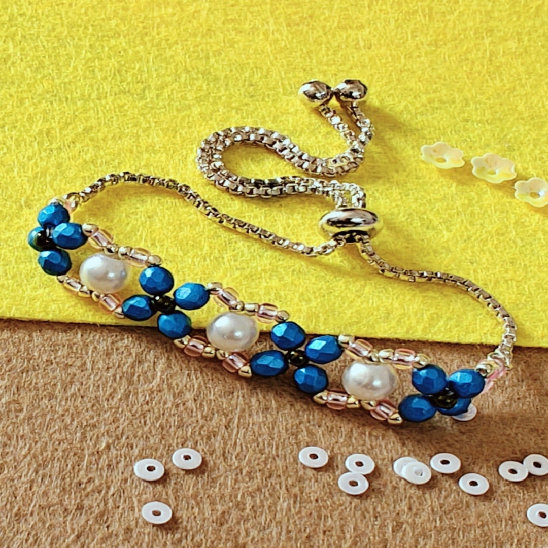 BLUE WHITE SAPPHIRE BLOOM || BEADED BRACELET